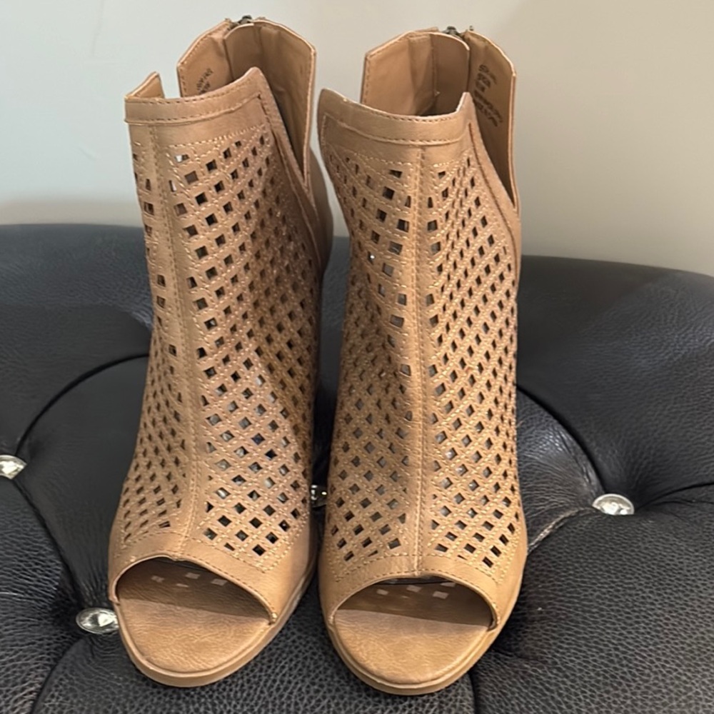 Sugar Tan Cutout Peep-Toe Heeled Boots